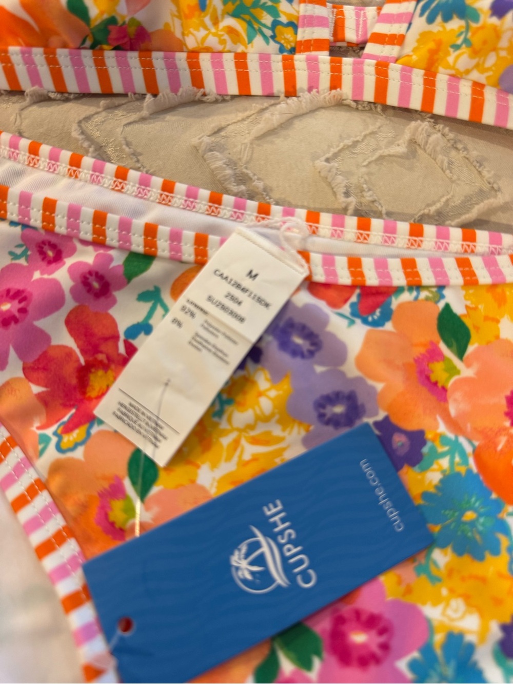 Women’s NWT Cupshe Floral Bikini Set - Multicolor - Small Top - Medium Bottom - Picture 3 of 5